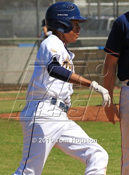 Thumbnail 2 in Alhambra vs Germantown Friends photogallery.