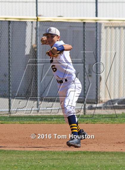 Thumbnail 2 in Alhambra vs Germantown Friends photogallery.