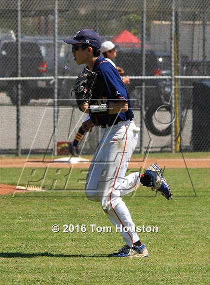 Thumbnail 2 in Alhambra vs Germantown Friends photogallery.