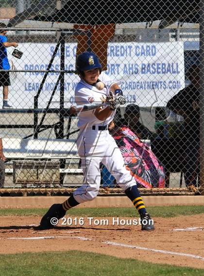 Thumbnail 2 in Alhambra vs Germantown Friends photogallery.