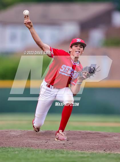 Thumbnail 2 in Dubuque Senior @ Iowa City West photogallery.