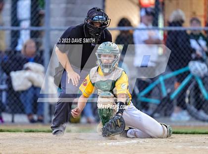 Thumbnail 1 in Dubuque Senior @ Iowa City West photogallery.
