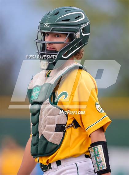 Thumbnail 3 in Dubuque Senior @ Iowa City West photogallery.