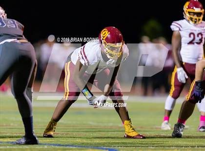 Thumbnail 3 in O'Dea @ Eastside Catholic photogallery.