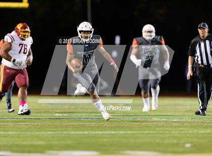 Thumbnail 3 in O'Dea @ Eastside Catholic photogallery.