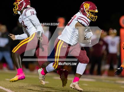 Thumbnail 3 in O'Dea @ Eastside Catholic photogallery.