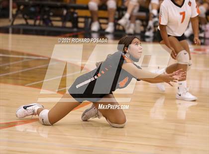 Thumbnail 1 in Fresno @ Selma photogallery.