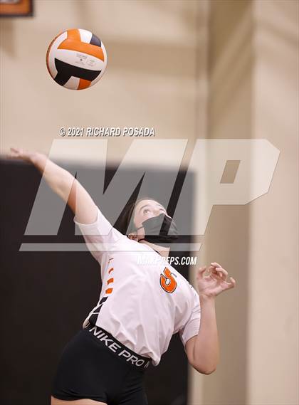 Thumbnail 3 in Fresno @ Selma photogallery.