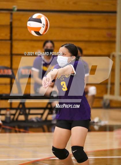 Thumbnail 3 in Fresno @ Selma photogallery.