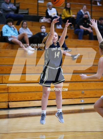 Thumbnail 1 in River Ridge @ Sequoyah  photogallery.