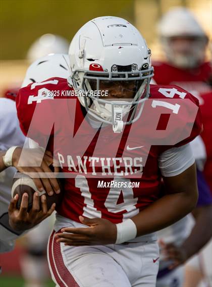 Thumbnail 2 in Brookwood vs Holt (Spring Scrimmage) photogallery.