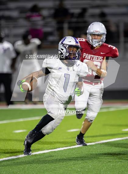 Thumbnail 1 in Brookwood vs Holt (Spring Scrimmage) photogallery.