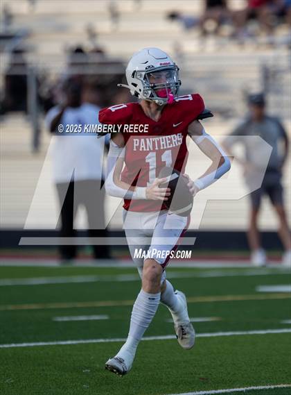 Thumbnail 2 in Brookwood vs Holt (Spring Scrimmage) photogallery.