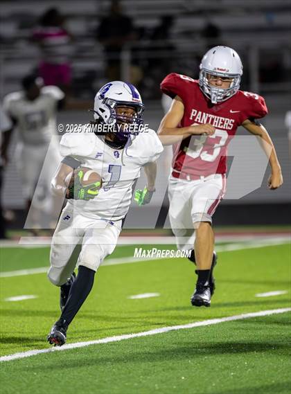 Thumbnail 3 in Brookwood vs Holt (Spring Scrimmage) photogallery.