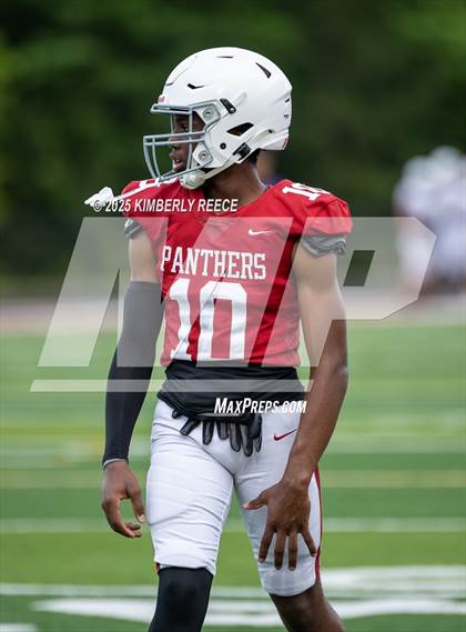Thumbnail 2 in Brookwood vs Holt (Spring Scrimmage) photogallery.