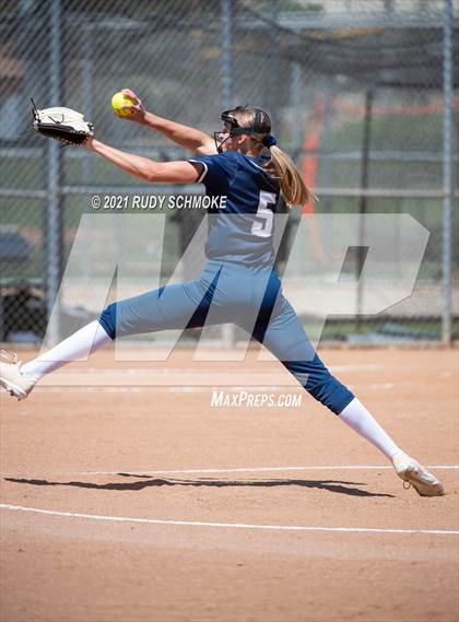 Thumbnail 1 in Cathedral Catholic @ Del Norte photogallery.