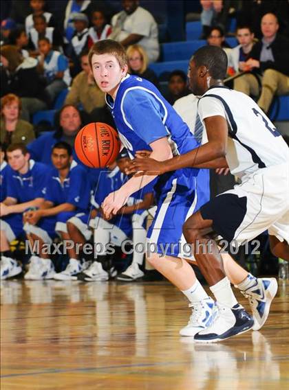 Thumbnail 2 in Hendrick Hudson @ Poughkeepsie (Section 1 Playoff) photogallery.