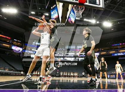 Thumbnail 3 in Rio Americano vs. Granite Bay (@ Golden 1 Center) photogallery.