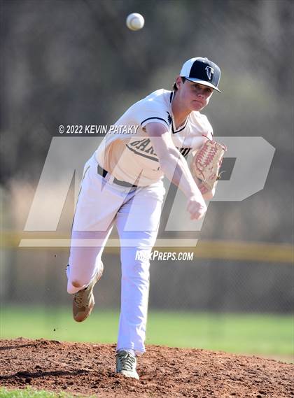 Thumbnail 1 in New Fairfield @ Joel Barlow photogallery.