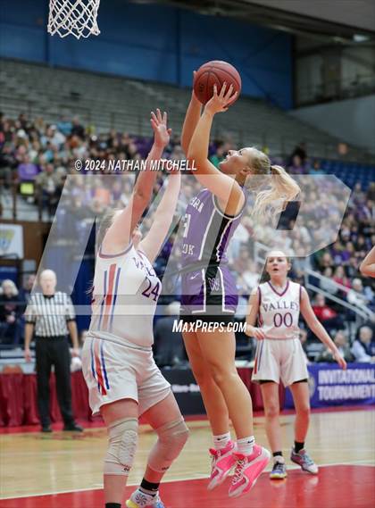 Thumbnail 3 in Southern Aroostook vs. Valley (MPA Class D Final) photogallery.