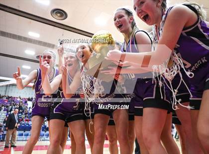 Thumbnail 2 in Southern Aroostook vs. Valley (MPA Class D Final) photogallery.