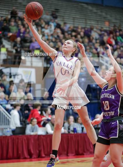 Thumbnail 3 in Southern Aroostook vs. Valley (MPA Class D Final) photogallery.