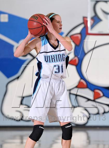 Thumbnail 2 in Oak Ridge vs. Pleasant Valley (Lady Bulldogs Winter Classic) photogallery.