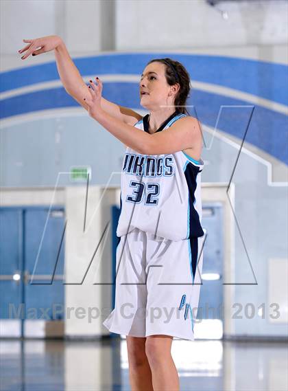 Thumbnail 2 in Oak Ridge vs. Pleasant Valley (Lady Bulldogs Winter Classic) photogallery.