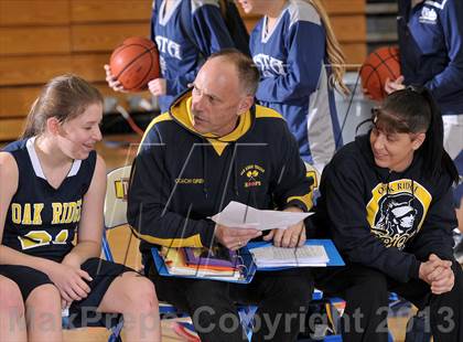 Thumbnail 2 in Oak Ridge vs. Pleasant Valley (Lady Bulldogs Winter Classic) photogallery.