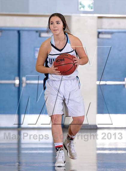 Thumbnail 2 in Oak Ridge vs. Pleasant Valley (Lady Bulldogs Winter Classic) photogallery.