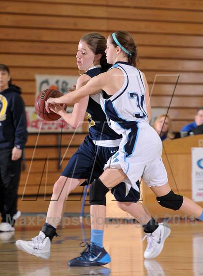 Thumbnail 3 in Oak Ridge vs. Pleasant Valley (Lady Bulldogs Winter Classic) photogallery.