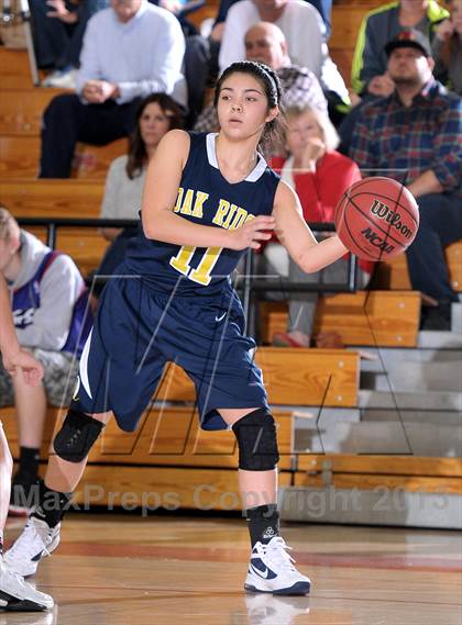 Thumbnail 2 in Oak Ridge vs. Pleasant Valley (Lady Bulldogs Winter Classic) photogallery.
