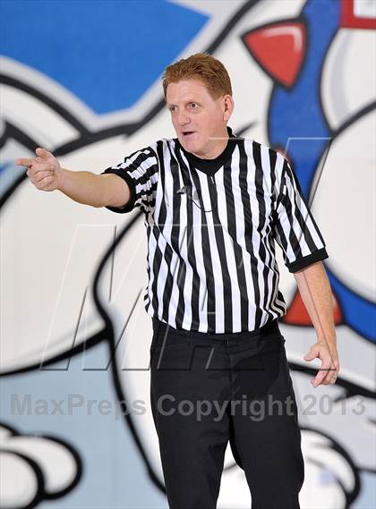 Thumbnail 2 in Oak Ridge vs. Pleasant Valley (Lady Bulldogs Winter Classic) photogallery.