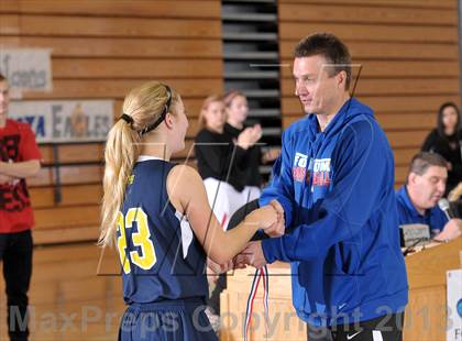 Thumbnail 2 in Oak Ridge vs. Pleasant Valley (Lady Bulldogs Winter Classic) photogallery.