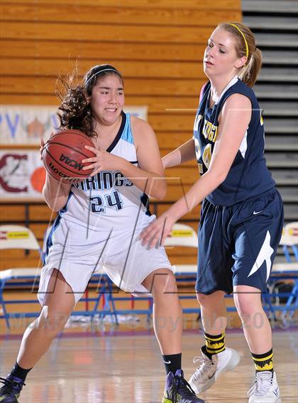 Thumbnail 2 in Oak Ridge vs. Pleasant Valley (Lady Bulldogs Winter Classic) photogallery.