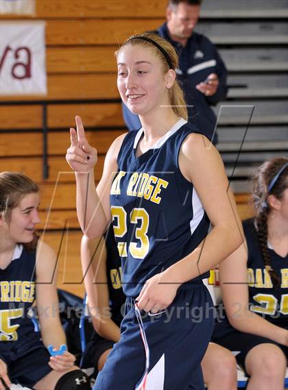 Thumbnail 3 in Oak Ridge vs. Pleasant Valley (Lady Bulldogs Winter Classic) photogallery.