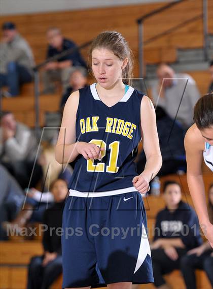 Thumbnail 3 in Oak Ridge vs. Pleasant Valley (Lady Bulldogs Winter Classic) photogallery.