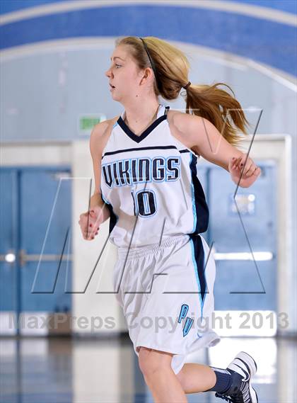 Thumbnail 3 in Oak Ridge vs. Pleasant Valley (Lady Bulldogs Winter Classic) photogallery.