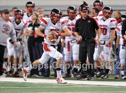 Thumbnail 3 in Hempstead vs. Melissa (UIL 2A Division 1 Final) photogallery.