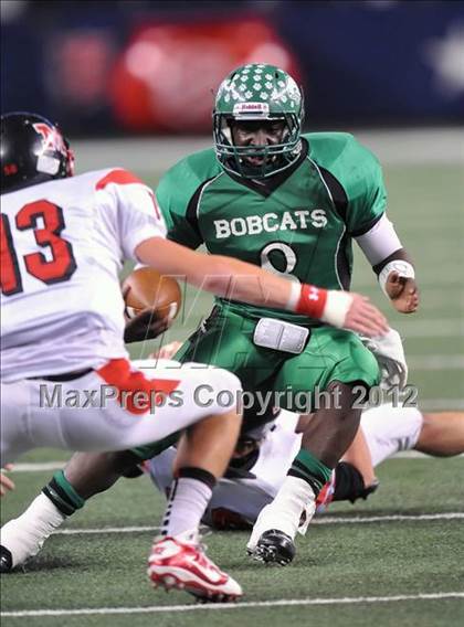 Thumbnail 3 in Hempstead vs. Melissa (UIL 2A Division 1 Final) photogallery.