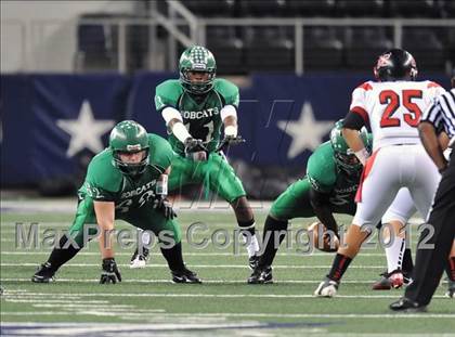 Thumbnail 3 in Hempstead vs. Melissa (UIL 2A Division 1 Final) photogallery.