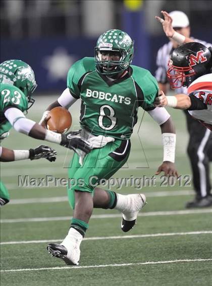 Thumbnail 2 in Hempstead vs. Melissa (UIL 2A Division 1 Final) photogallery.