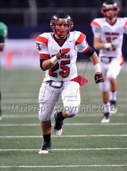 Thumbnail 1 in Hempstead vs. Melissa (UIL 2A Division 1 Final) photogallery.