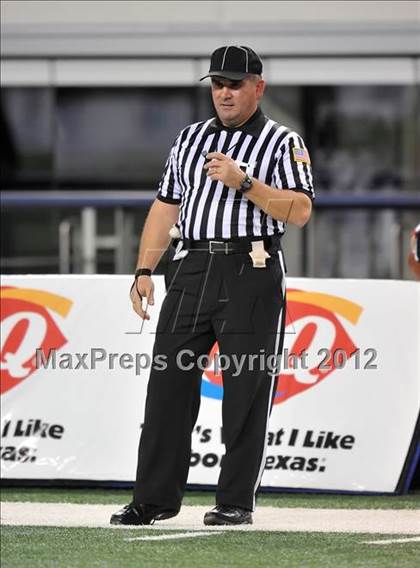 Thumbnail 2 in Hempstead vs. Melissa (UIL 2A Division 1 Final) photogallery.