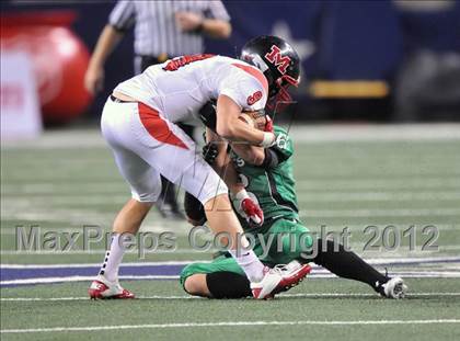 Thumbnail 3 in Hempstead vs. Melissa (UIL 2A Division 1 Final) photogallery.