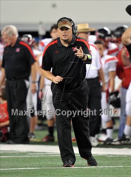 Thumbnail 1 in Hempstead vs. Melissa (UIL 2A Division 1 Final) photogallery.