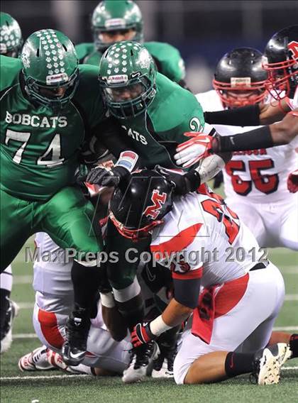 Thumbnail 3 in Hempstead vs. Melissa (UIL 2A Division 1 Final) photogallery.