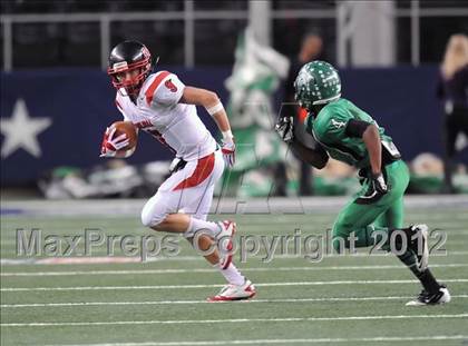 Thumbnail 3 in Hempstead vs. Melissa (UIL 2A Division 1 Final) photogallery.