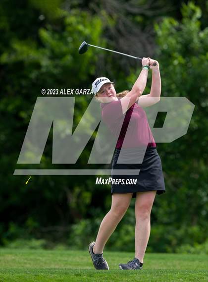 Thumbnail 2 in UIL 1A Golf Finals Round 2 photogallery.
