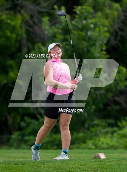 Thumbnail 1 in UIL 1A Golf Finals Round 2 photogallery.